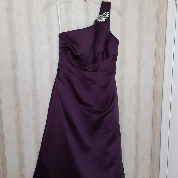 David's Bridal One Shoulder Plum Bridesmaid Dress - Picture 2 of 12